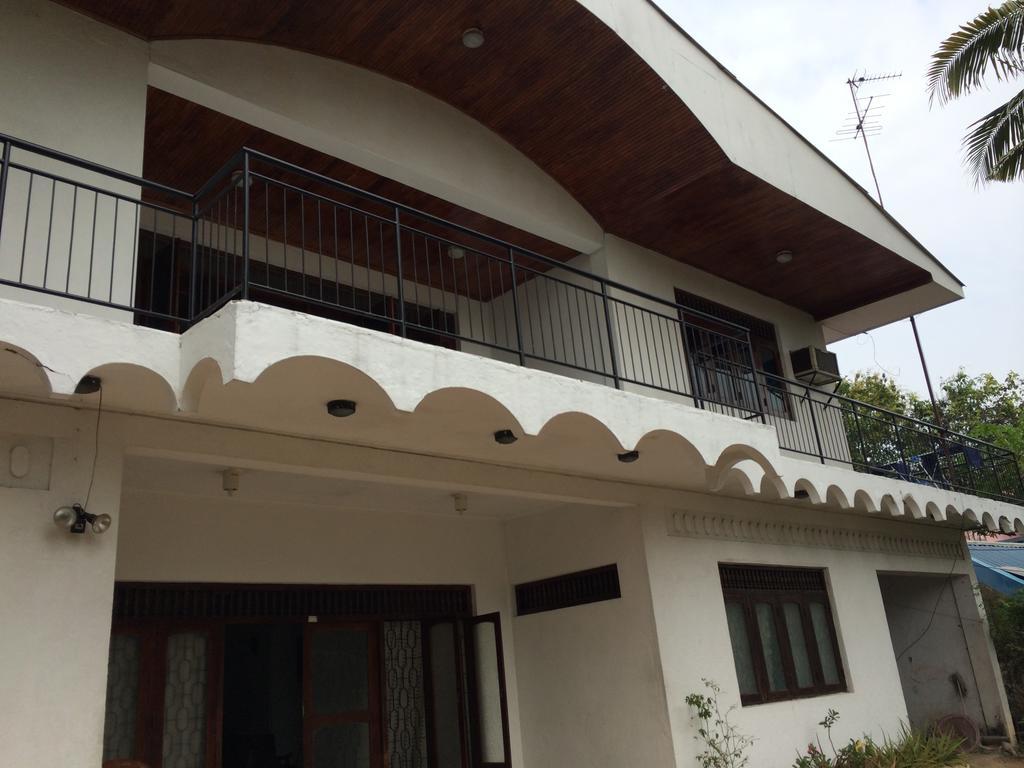 The Pallet House Dehiwala-Mount Lavinia Εξωτερικό φωτογραφία